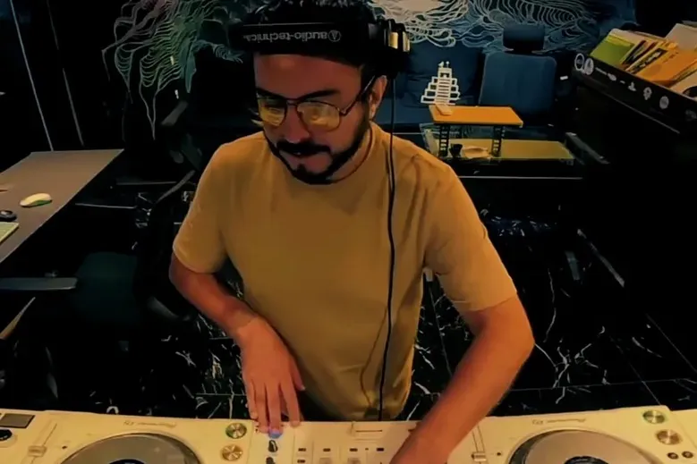 Late Night DJ STRK photo 1
