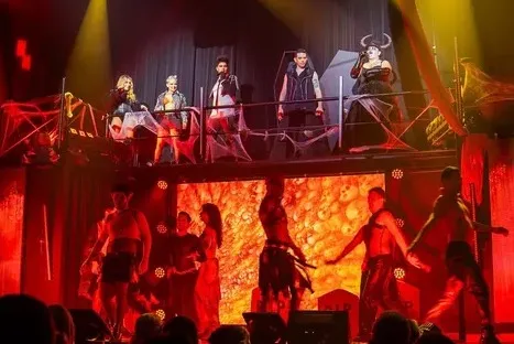 Halloween Show photo 1