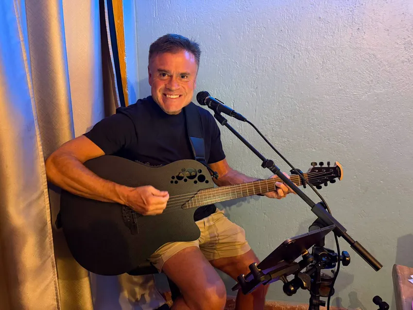 brad at awaysis
