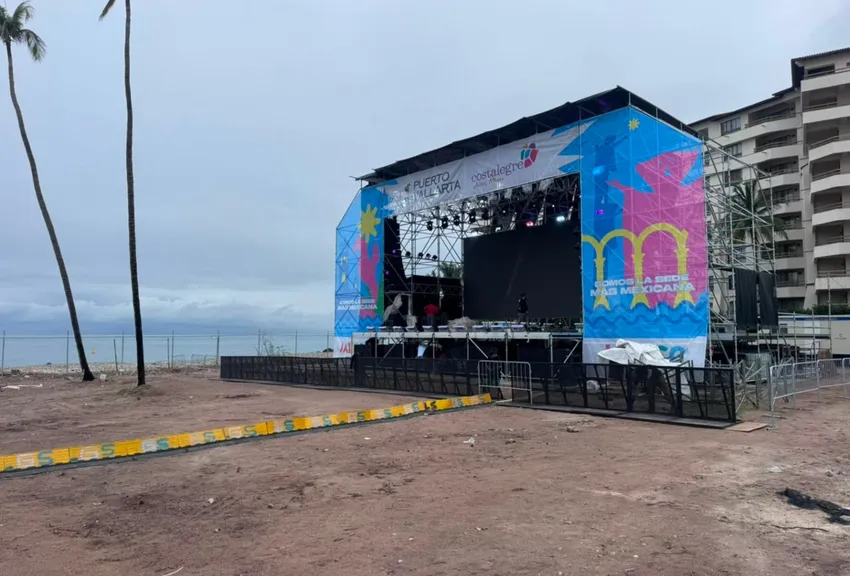 World Cup Party Canceled, Stadium History, Weather Tracking, Fan-Fest Open — photo 2