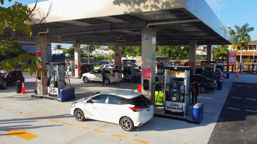 Severe Water Shortages, Costco Fuel Secrets, and Surprise Marine Visitors — photo 2