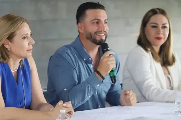 Crocodiles, Funds, Soccer Success, Gen-X Pats Event, and Fan Disruptions — photo 2