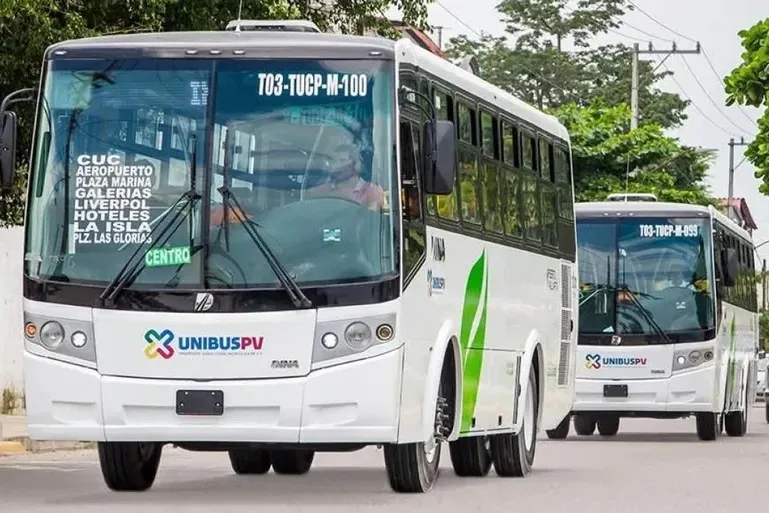 puerto vallarta bus