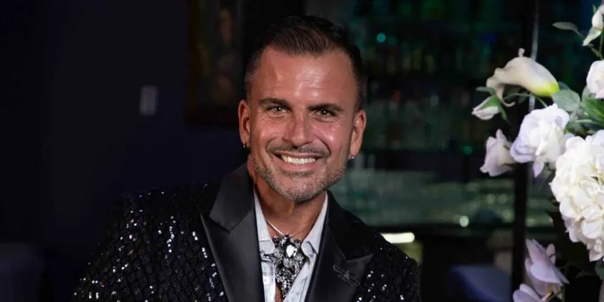 David Sabella Brings Dazzling Tribute to Peter Allen to Act2PV