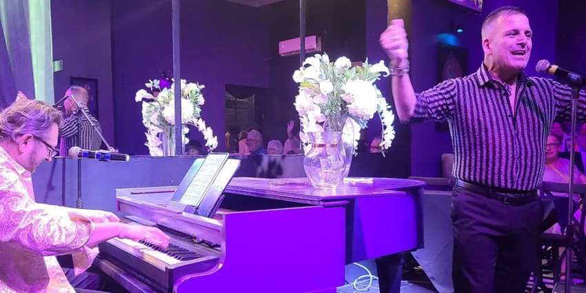 Duo Vallarta Wows at Act2PV