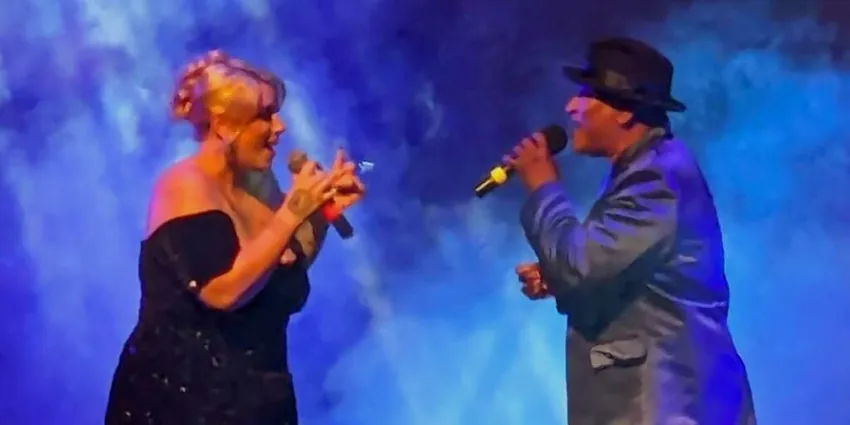 Grand Adele Performance from Gloria Fiona at Teatro Vallarta