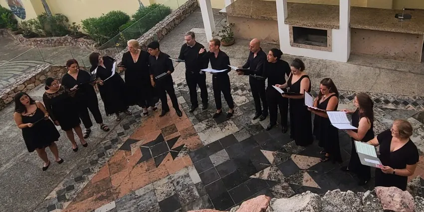 Heavenly Voices at Casa Karma