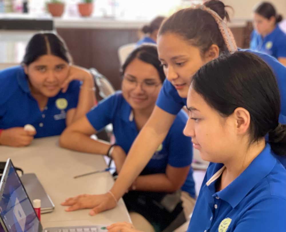Girls Education Fund / Vallarta School for Girls photo 2
